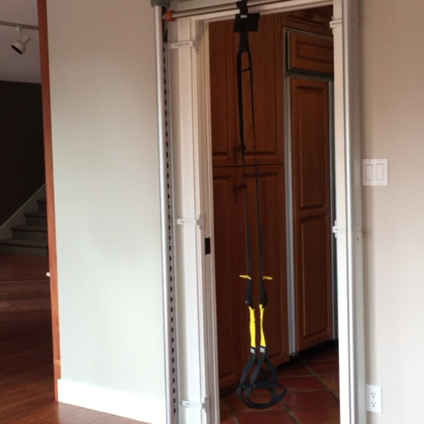doorway ultimate gym review by SoloStrength with trx anchor exercises